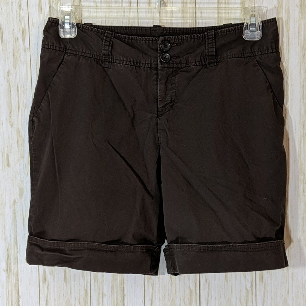 Mossimo shorts size 8